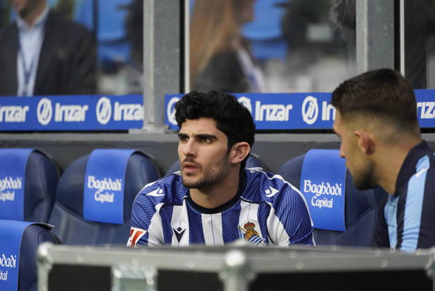 Goncalo Guedes of Real Sociedad seen during LaLiga EA Sports game between teams of Real Sociedad and Valencia CF (Mickael Ducint Ball Raw Images) San Sebastian Estadio Anoeta Spain Copyright: xMickaelxDucintx mickaelducint_RealSociedad_ValenciaCF130