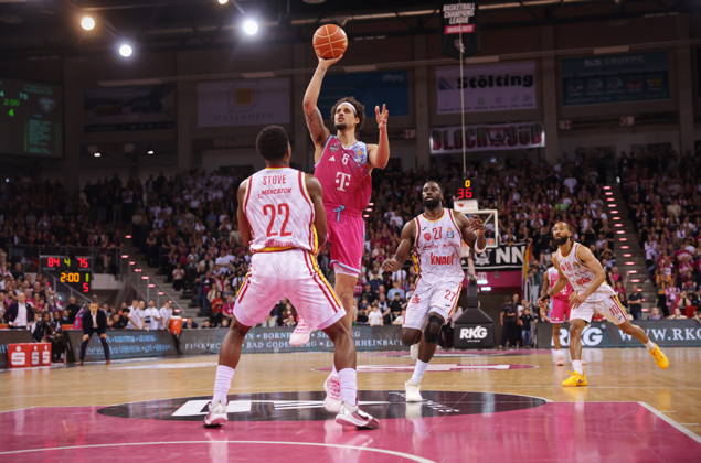 Michael Kessens Telekom Baskets Bonnvs Fitness First Würzburg Baskets Playoffs Quarterfinals Game 2 Season 2025 26