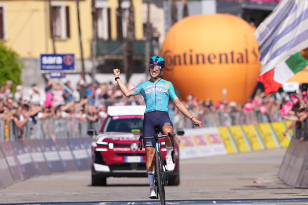 Italy™s Alberto Bettiol of XDS Astana Team stage winner during Stage 13 of the Giro d™Italia from Alessandria to Verbania Italy, Friday May 22, 2026 Copyright: xGianmattiaxD Albertoi LaPressex