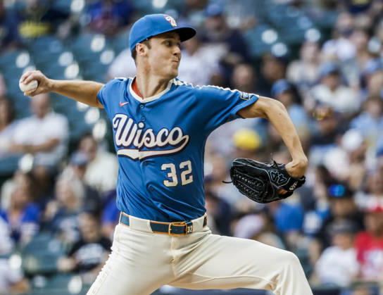 Milwaukee Brewers starting pitcher Jacob Misiorowski throws in the first inning of the MLB, Baseball Herren, USA game between the Philadelphia Phillies and the Milwaukee Brewers at American Family Field in Milwaukee, Wisconsin on Friday, June 12, 2026.  MIL20260612806 TANNENxMAURY