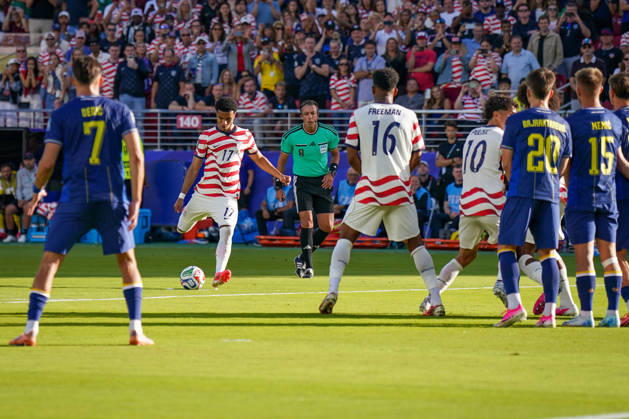 USA Soccer FIFA World Cup 2026, Round of 32: USA vs. Bosnia and Herzegovina at Levi’s Stadium in Santa Clara, San Francisco Bay Area, California. Goal and celebration following Malik Tillman’s 2–0 goal for the USA, 17. Joy, emotion, celebration Copyright: xJOERANxSTEINSIEKx