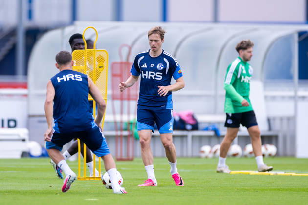 July 8, 2026, Soccer, FC Schalke 04 practice Finn Porath FC Schalke 04 Gelsenkirchen FC Schalke 04 training facility NRW Germany xRHR PHOTO YYx Copyright: RHR-FOTOx RHR-FOTO YY