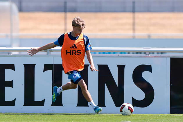 July 15, 2026, Soccer, FC Schalke 04 practice Luca Vozar FC Schalke 04 Gelsenkirchen FC Schalke 04 training facility NRW Germany xRHR PHOTO YYx Copyright: RHR-FOTOx RHR-FOTO YY