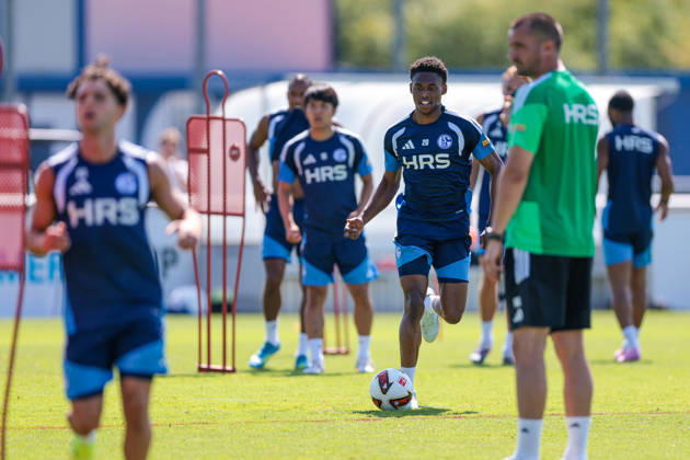 July 15, 2026, Soccer, FC Schalke 04 training session, Junior Adamu, FC Schalke 04, Gelsenkirchen, FC Schalke 04 training facility, North Rhine-Westphalia, Germany, xRHR, PHOTO YYx Copyright: RHR-FOTOx RHR-FOTO YY