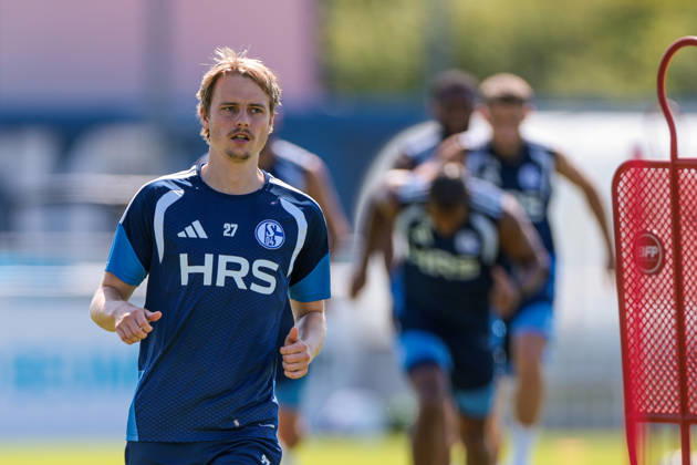 July 15, 2026, Soccer, FC Schalke 04 practice Finn Porath FC Schalke 04 Gelsenkirchen FC Schalke 04 training facility NRW Germany xRHR PHOTO YYx Copyright: RHR-FOTOx RHR-FOTO YY