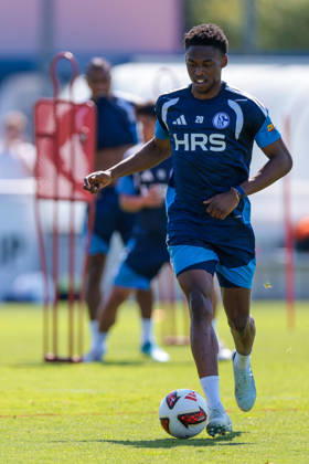 July 15, 2026, Soccer, FC Schalke 04 training session, Junior Adamu, FC Schalke 04, Gelsenkirchen, FC Schalke 04 training facility, North Rhine-Westphalia, Germany, xRHR, PHOTO YYx Copyright: RHR-FOTOx RHR-FOTO YY