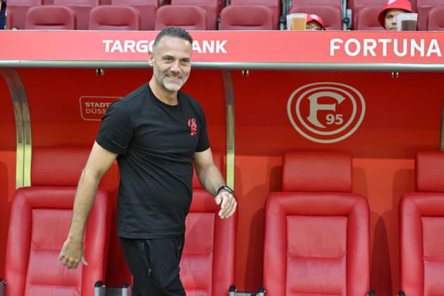 Coach Alexander Ende, Fortuna Düsseldorf, July 25, 2026, Soccer, 2026–2027 Season, Friendly Match, Fortuna Düsseldorf vs. Borussia Dortmund, 2–1, Düsseldorf, North Rhine-Westphalia, Germany Team2
