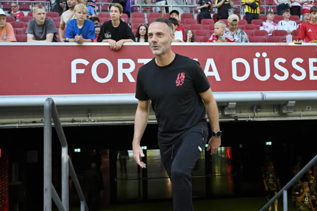 Coach Alexander Ende, Fortuna Düsseldorf, July 25, 2026, Soccer, 2026–2027 Season, Friendly Match, Fortuna Düsseldorf vs. Borussia Dortmund, 2–1, Düsseldorf, North Rhine-Westphalia, Germany Team2