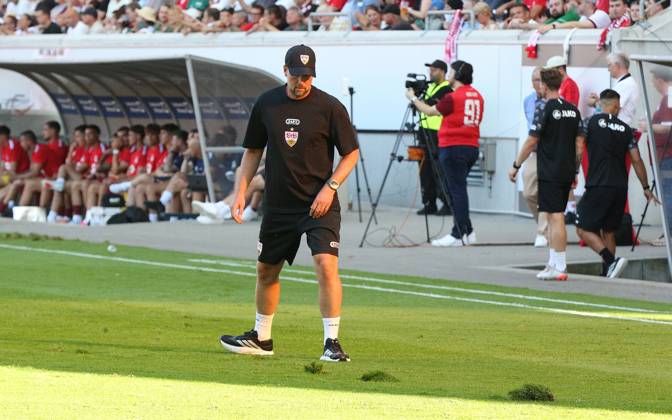 July 29, 2026 xmgoodx Offenbach am Main, Pluto Stadium at Bieberer Berg Anniversary Match: Kickers Offenbach OFC vs. VfB Stuttgart Coach Sebastian Hoeneß VfB Stuttgart repairs the field
