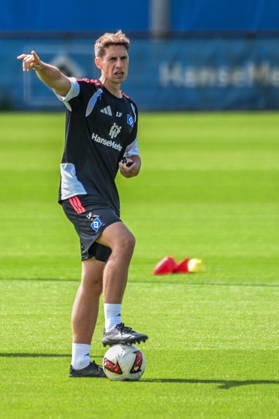 Loic Fave, Assistant Coach, HSV, Germany, Hamburg, Volkspark Soccer Training Facility, Bundesliga 1, HSV Training