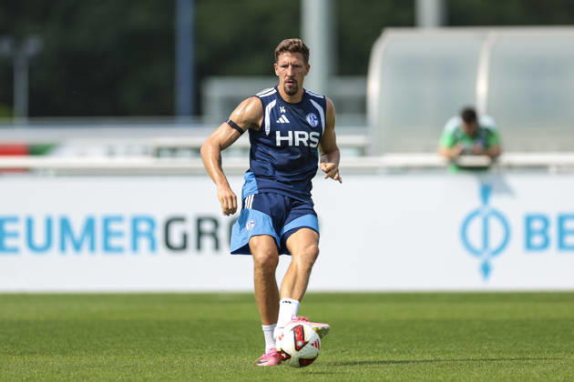 July 30, 2026, Soccer, FC Schalke 04 practice Janik Bachmann FC Schalke 04 Gelsenkirchen FC Schalke 04 training facility NRW Germany xRHR PHOTO YYx Copyright: RHR-FOTOx RHR-FOTO YY