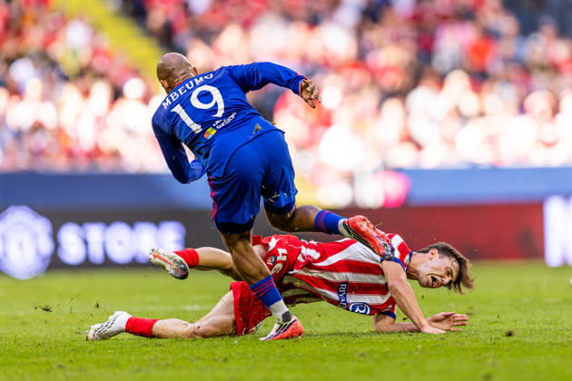 August 1, 2026: Bryan Mbeumo of Manchester United and Castillo of Atlético de Madrid during the friendly soccer match between Manchester United and Atlético Madrid on August 1, 2026 in Stockholm. Photo by Caisa Rasmussen, BILDBYRAN COP 353 CR0060. soccer, football, friendly match, Manchester United, Atlético Madrid, bbeng  Copyright: CAISAxRASMUSSEN BB260801CR077