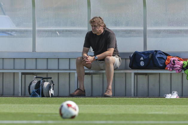 August 4, 2026, Soccer, FC Schalke 04 Training Session, Director of Professional Soccer Youri Mulder, FC Schalke 04, Gelsenkirchen, FC Schalke 04 Training Facility, North Rhine-Westphalia, Germany, xRHR PHOTO YYx Copyright: RHR-FOTOx RHR-FOTO YY