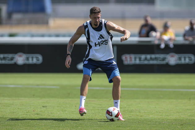 August 4, 2026, Soccer, FC Schalke 04 practice Janik Bachmann FC Schalke 04 Gelsenkirchen FC Schalke 04 training facility North Rhine-Westphalia, Germany xRHR PHOTO YYx Copyright: RHR-FOTOx RHR-FOTO YY