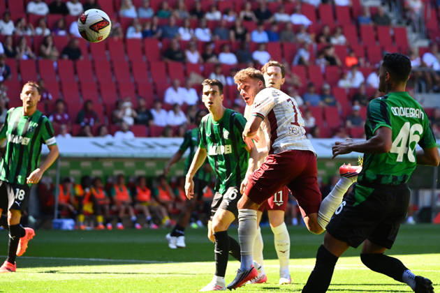 Goal by Robin FELLHAUER of FC Augsburg, making it 1–2; action in the penalty area during the soccer friendly between FC Augsburg and US Sassuolo Calcio on August 8, 2026, at WWK Arena Augsburg; Bundesliga 1,2026–2027 season Â