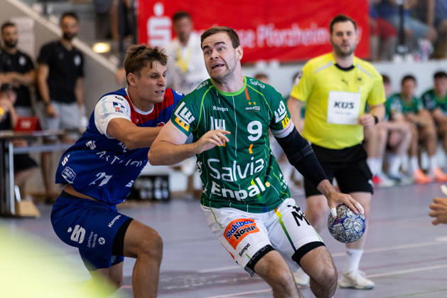 Max BENEKE FRISCH AUF Goeppingen, 09 scores a goal, play, shot on goal GER, FRISCH AUF Goeppingen vs. HBW Balingen Weilstetten, handball, preseason, tournament, S Cup Altensteig, Semifinal, 2026–2027 season, August 8, 2026, GER, FRISCH AUF Goeppingen vs. HBW Balingen Weilstetten, handball, preseason, tournament, S Cup Altensteig, semifinal, 2026–2027 season, August 8, 2026, Altensteig Copyright: xEibnerxPressefoto OliverxSchmidtx EP_OST