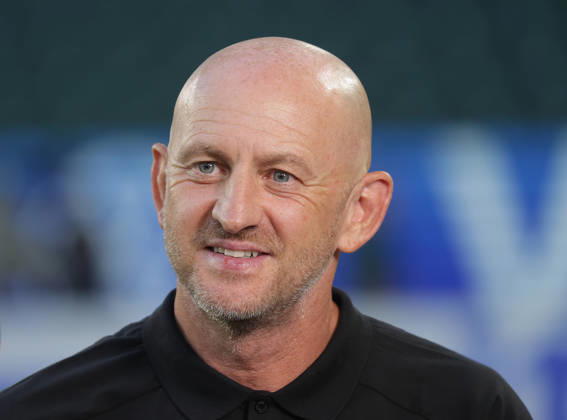 Coach Torsten Lieberknecht, 1. FC Kaiserslautern Soccer, Men s Team, 2026–2027 Season, 2. Bundesliga, Volkswagen Arena, VfL Wolfsburg vs. 1 FC Kaiserslautern DFL REGULATIONS PROHIBIT ANY USE OF PHOTOGRAPHS AS IMAGE SEQUENCES AND OR QUASI-VIDEO