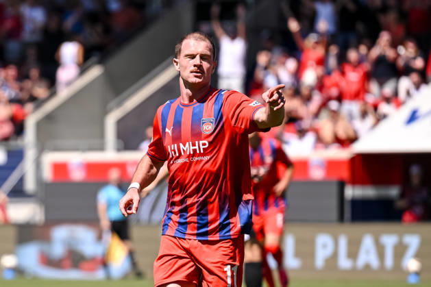 Budu Siwsiwadse of 1 FC Heidenheim 1846 gestures and cheers during the 2. Bundesliga match between 1 FC Heidenheim and VfL Osnabrück, at the Voith Arena on August 8, 2026, in Heidenheim an der Brenz, Germany. Photo by Harry Langer, DeFodi Images. Budu Siwsiwadse of 1 FC Heidenheim 1846 gestures and cheers during the 2nd Bundesliga match between 1 FC Heidenheim and VfL Osnabrück at the Voith Arena on August 8, 2026 in Heidenheim an der Brenz, Germany. Photo by Harry Langer, DeFodi Images. DFB and DFL regulations prohibit any use of photographs as image sequences and or quasi-video. Photo by Harry Langer, DeFodi Images. DFB and DFL regulations prohibit any use of photographs as imSEQUENCES AND OR QUASI-VIDEO