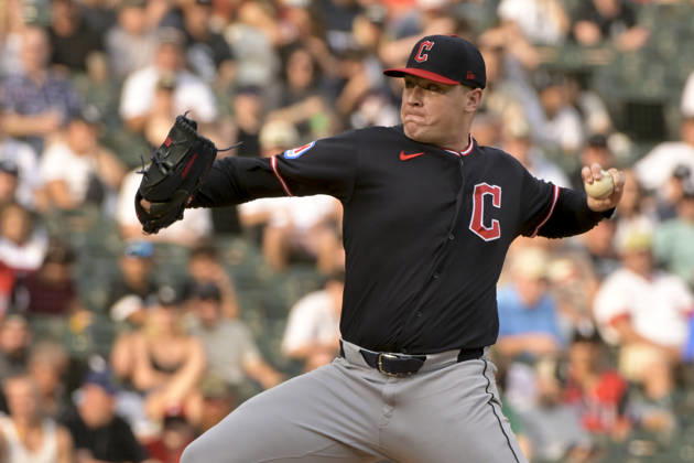 Cleveland Guardians pitcher Erik Sabrowski (62) throws against Chicago White Sox during the sixth inning at Rate Field in Chicago, IL on Sunday, August 9, 2026. The White Sox defeated the Guardians 5-3.  CHI20260809142 MARKxBLACK