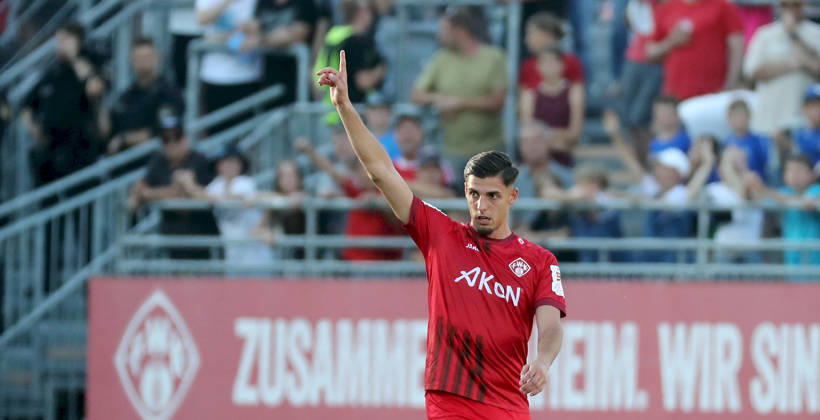 August 14, 2026, xfsx, Men s, Soccer, 2026–2027 Season, 3rd Division, Matchday 2: FC Würzburger Kickers vs. SV Wehen Wiesbaden; from left: Ivan Franjic of FC Würzburger Kickers celebrating the goal; goal celebration; celebrating the 1–0 goal; still image from the AKON ARENA in Würzburg, Bavaria, Germany
