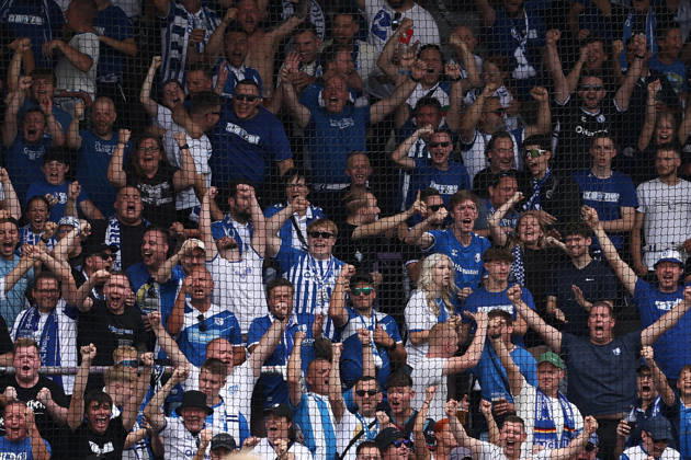 August 15, 2026, xkwix, Soccer, 2. Bundesliga, VfL Osnabrück 1 FC Magdeburg, Stadion an der Bremer Brücke, Matchday 2, 2026–2027 season. Fans from Magdeburg cheering in the visitors section. DFB regulations prohibit any use of photographs as image sequences and or quasi-video. Photo: xKamilxWilkowskixPressefotoKochx, Lower Saxony, Germany