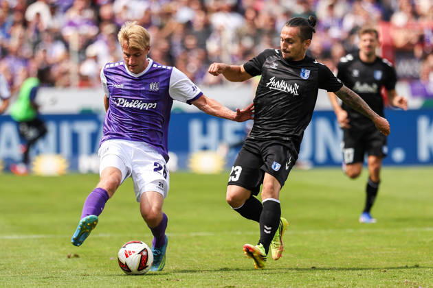 August 15, 2026, xkwix, Soccer, 2. Bundesliga, VfL Osnabrück vs. 1. FC Magdeburg, Stadion an der Bremer Brücke, Matchday 2, 2026–2027 Season: Fridolin Wagner (VfL Osnabrück 26) in a tackle against Baris Atik (FC Magdeburg 23). DFB regulations prohibit any use of photographs as image sequences and or quasi-video. Photo: xKamilxWilkowskixPressefotoKochx, Lowerersachsen, Germany