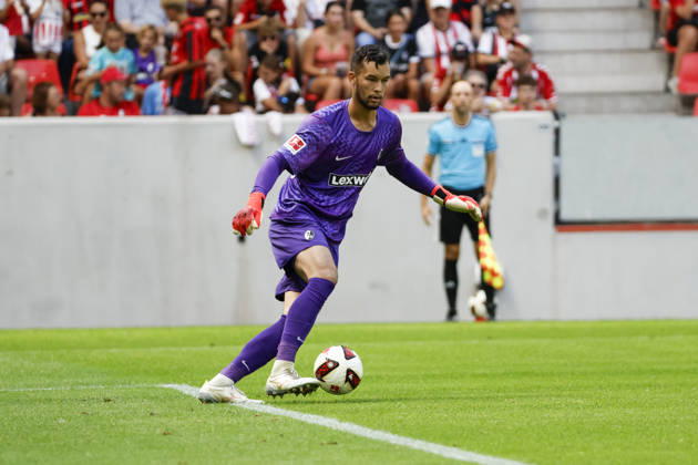 Mio Backhaus, SC Freiburg, 01 on the Ball, Germany, Soccer, Friendly Match, 2026–2027, SC Freiburg vs. Crystal Palace, August 15, 2026, Freiburg im Breisgau, Europa-Park Stadium, Germany Copyright: xGrantxHubbsx