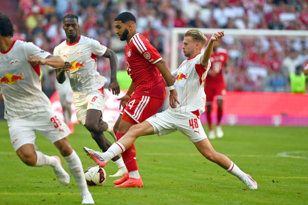 Ismael SAIBARI, Bayern Munich, Action, Tackle against Arthur VERMEEREN, Soccer, Telekom Cup, FC Bayern Munich vs. RB Leipzig, 3–1, August 15, 2025, ALLIANZ ARENA