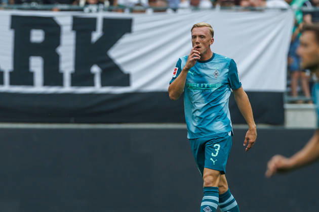 Isac Lidberg of Borussia Mönchengladbach watches during the preseason friendly match between Borussia Mönchengladbach and Aston Villa at ista Borussia Park on August 15, 2026, in Mönchengladbach, Germany. Photo by Mario Hommes, DeFodi Images