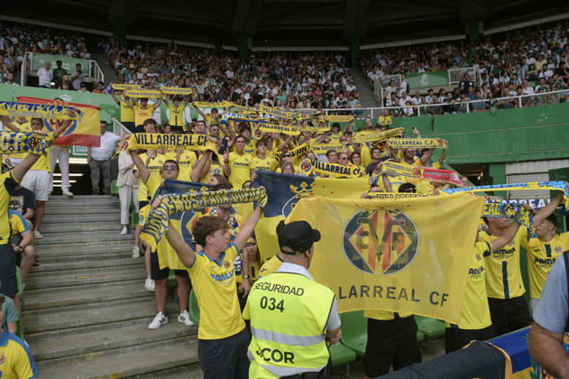 ESP LaLiga EA Sports: Racing Santander vs. Villarreal CF—Villarreal fans during the LaLiga EA Sports match between Racing Santander and Villarreal CF, played at Campos de Sport de El Sardinero Stadium in Cantabria on August 16, 2026, in Spain. Spanish Soccer Copyright: xAlbertoxLosax xAgenciaxLOFx