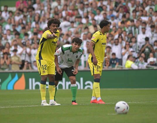 ESP LaLiga EA Sports: Racing Santander vs. Villarreal CF — Renato Veiga of Villarreal during the LaLiga EA Sports match between Racing Santander and Villarreal CF, played at Campos de Sport de El Sardinero Stadium in Cantabria on August 16, 2026, in Spain — Spain Soccer Copyright: xAlbertoxLosax xAgenciaxLOFx