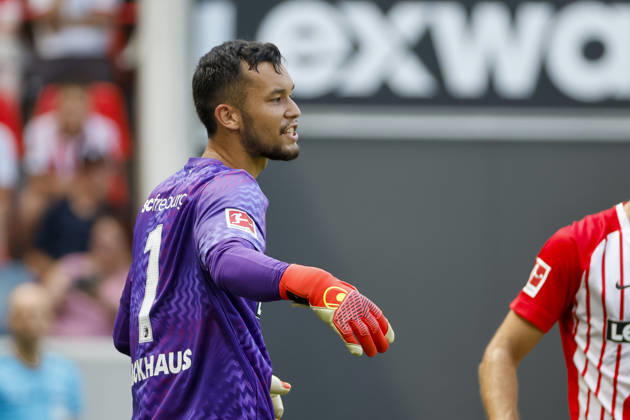 Mio Backhaus, SC Freiburg, 01, Germany, Soccer, Friendly Match, 2026–2027, SC Freiburg vs. Crystal Palace, August 15, 2026, Freiburg im Breisgau, Europa-Park Stadium, Germany Copyright: xGrantxHubbsx