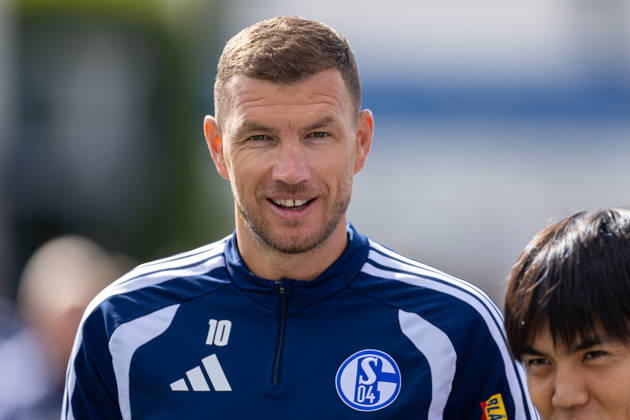 August 20, 2026, Soccer, FC Schalke 04 Practice, Edin Dzeko, FC Schalke 04, Gelsenkirchen, FC Schalke 04 Training Facility, North Rhine-Westphalia, Germany, xRHR PHOTO YYx Copyright: RHR-FOTOx RHR-FOTO YY