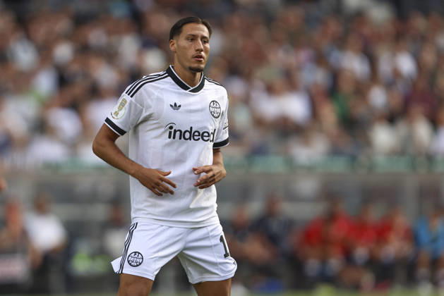 Younes Ebnoutalib of Eintracht Frankfurt watches during the first-round DFB Cup match between SC St. Toenis and Eintracht Frankfurt, Grotenburg Stadium on August 21, 2026, in Krefeld, Germany. Photo by Oliver Kaelke, DeFodi Images. Younes Ebnoutalib of Eintracht Frankfurt looks on during the first-round match of the DFB Cup between SC St. Toenis and Eintracht Frankfurt at Grotenburg Stadium on August 21, 2026 in Krefeld, Germany. Photo by Oliver Kaelke, DeFodi Images. DFB and DFL regulations prohibit any use of photographs as image sequences and or quasi-video. Photo by Oliver Kaelke, DeFodi Images.