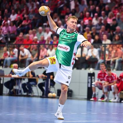 August Pedersen, TSV Hannover Burgdorf, 17 on a penalty throw (GER), TuS Ferndorf vs. TSV Hannover Burgdorf, Handball, DHB Cup, 1st Round, 2026–2027 season, August 21, 2026, GER, TuS Ferndorf vs. TSV Hannover Burgdorf, Handball, DHB Cup, Round 1, 2026–2027 season, August 21, 2026, Kreuztal Copyright: xEibner-Pressefoto RenexWeissx EP_RWS
