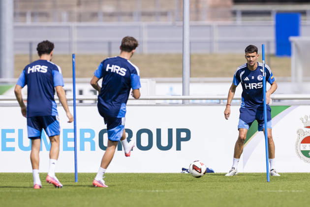 August 27, 2026, Soccer, FC Schalke 04 practice Dejan Ljubicic FC Schalke 04 Gelsenkirchen FC Schalke 04 training facility NRW Germany xRHR PHOTO YYx Copyright: RHR-FOTOx RHR-FOTO YY