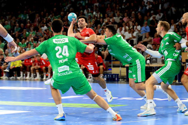 August 27, 2026, GER Germany, Handball, 1st Bundesliga, August 27, 2026, 2026–2027 season, Berlin, Fuechse Berlin vs. Melsungen, Lauro Pichiri (Fuechse Berlin) 24, Simak, Frederik (Fuechse Berlin) 9, Erik Balenciaga (MT Melsungen) 6, Max Schmeling Halle, Berlin, Germany Copyright: xNordphotox xEnglerx
