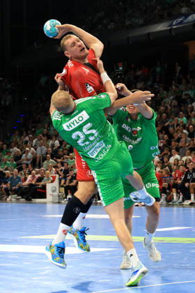August 27, 2026, GER Germany, Handball, 1st Bundesliga, August 27, 2026, 2026–2027 Season, Berlin, Füchse Berlin vs. Melsungen Simak, Frederik (Füchse Berlin) 9, Matthes Langhoff (Füchse Berlin) 25, Dainis Kristopans (MT Melsungen) 10, Max Schmeling Hall, Berlin, Germany Copyright: xNordphotox xEnglerx