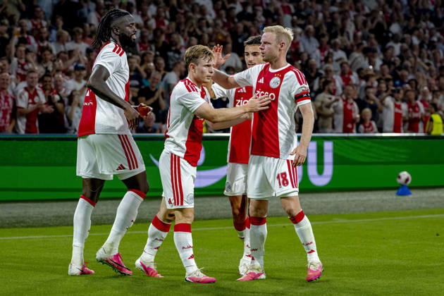 AMSTERDAM: AFC Ajax Amsterdam forward Oliver Edvardsen and AFC Ajax Amsterdam midfielder Davy Klaassen during the UEFA Conference League at the Johan Cruijff ArenA on August 27, 2026, in Amsterdam, the Netherlands. Photo by DeFodi Images