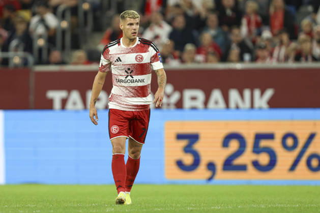 Erik Wekesser of Fortuna Düsseldorf watches during the 3. Liga match between Fortuna Düsseldorf and VfB Stuttgart II at the Merkur Spiel Arena on August 28, 2026, in Düsseldorf, Germany. Photo by Oliver Kaelke, DeFodi Images. Erik Wekesser of Fortuna Düsseldorf looks on during the 3. Liga match between Fortuna Düsseldorf and VfB Stuttgart II at Merkur Spiel Arena on August 28, 2026 in Düsseldorf, Germany Photo by Oliver Kaelke DeFodi Images DFB and DFL regulations prohibit any use of photographs as image sequences and or quasi-video Photo by Oliver Kaelke DeFodi Images