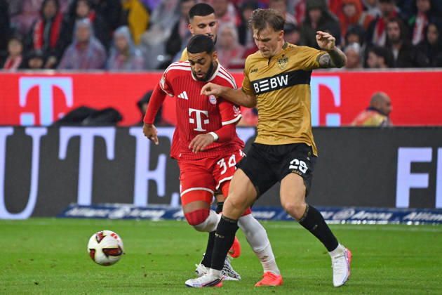 Ismael SAIBARI, Bayern Munich; Action: Tackle against Finn JELTSCH, VfB Stuttgart; Soccer; Bundesliga; 2026–2027 Season, Matchday 1, Matchday 01, FC Bayern Munich vs. VfB Stuttgart 5–1 on August 28, 2026, Allianz Arena