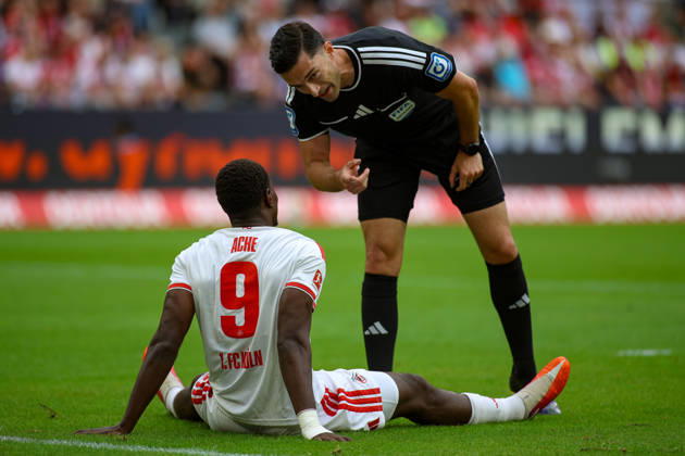 August 29, 2026, GER, Soccer, Men s, Bundesliga, 1. Bundesliga, 2026–2027 Season, 1. FC Köln vs. TSG 1899 Hoffenheim; Ragnar Ache (KOE) is lying on the ground injured Copyright: xSvenxHanischx