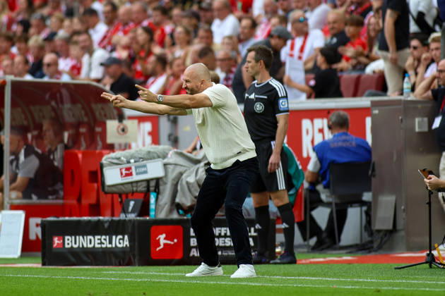 August 29, 2026, GER, Soccer, Men s, Bundesliga, 1. Bundesliga, 2026–2027 Season, 1. FC Köln vs. TSG 1899 Hoffenheim, Christian Ilzer, TSG gesturing, gestures Copyright: xSvenxHanischx