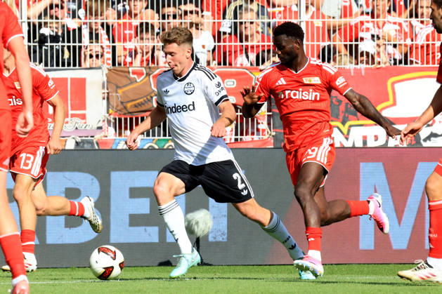 August 29, 2026, GER, Soccer, Bundesliga 1, 2026–2027, Alte Foersterei, 1. FC Union vs. Eintracht Frankfurt Lucas Tousart 1. FC Union Berlin 29, Elias Braun Eintracht Frankfurt 2–1 League DFB DFL regulations prohibit any use of photographs as image sequences and or quasi-video Berlin Stadium Alte Foersterei Berlin Germany Copyright: xNordphotox xEnglerx