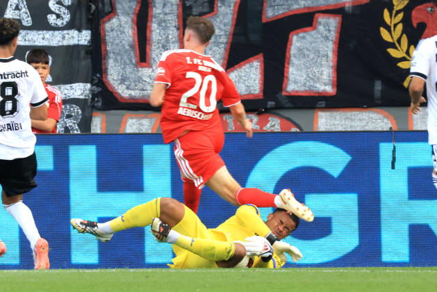 August 29, 2026, GER, Soccer, Bundesliga 1, 2026–2027, Alte Foersterei, 1. FC Union vs. Eintracht Frankfurt Michel Aebischer 1. FC Union Berlin 20, Noah Atubolu Eintracht Frankfurt 1 1 League DFB DFL regulations prohibit any use of photographs as image sequences and or quasi-video Berlin Stadium Alte Foersterei Berlin Germany Copyright: xNordphotox xEnglerx