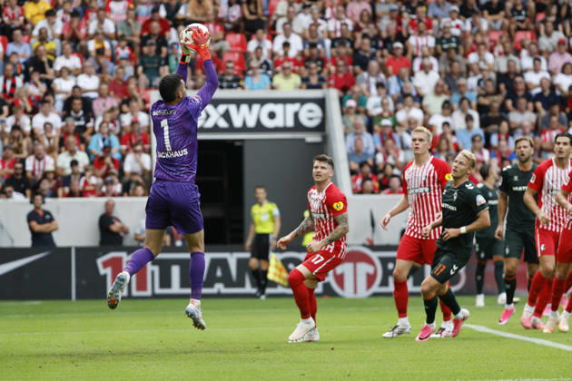 Mio Backhaus, SC Freiburg, No. 1 on the Ball, Germany, Soccer, Bundesliga 1, Matchday 1, 2026–2027, SC Freiburg vs. SV Werder Bremen, August 30, 2026, Freiburg im Breisgau, Europa-Park Stadium, Germany Copyright: xGrantxHubbsx