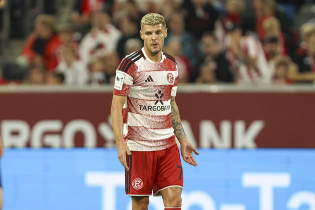 Erik Wekesser of Fortuna Düsseldorf watches during the 3. Liga match between Fortuna Düsseldorf and VfB Stuttgart II at the Merkur Spiel Arena on August 28, 2026, in Düsseldorf, Germany Photo by Oliver Kaelke DeFodi Images Erik Wekesser of Fortuna Düsseldorf looks on during the 3. Liga match between Fortuna Düsseldorf and VfB Stuttgart II at Merkur Spiel Arena on August 28, 2026 in Düsseldorf, Germany Photo by Oliver Kaelke, DeFodi Images DFB and DFL regulations prohibit any use of photographs as image sequences and or quasi-video Photo by Oliver Kaelke, DeFodi Images