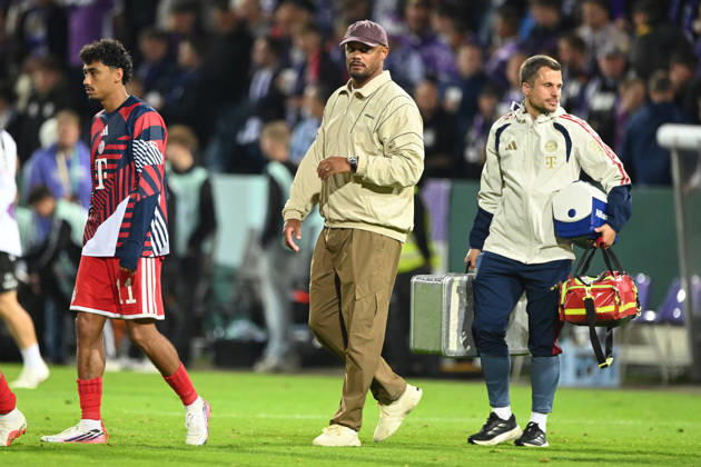 Final celebration, cheering, joy, cheers, Coach Vincent KOMPANY M Soccer DFB Cup, 1st Round, VfL Osnabrück vs. FC Bayern Munich 1–4 on September 2, 2026, at the Stadion an der Bremer Brücke in Osnabrück, Germany. DFL and DFB regulations prohibit any use of photographs as image sequences and or quasi-video.