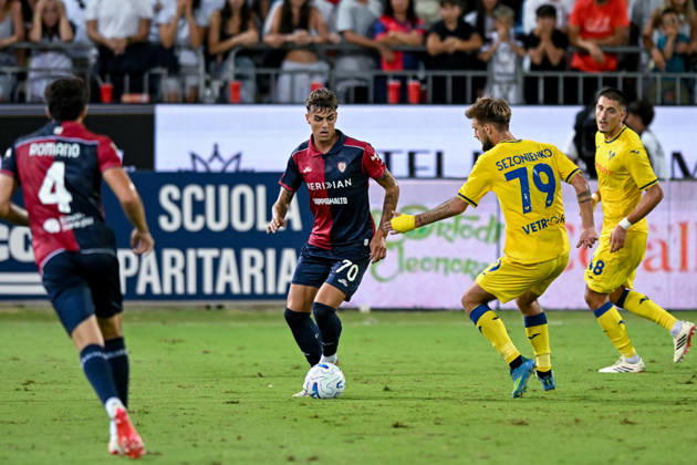 Cagliari s Daniel Maldini in action during the Coppa Italia Frecciarossa soccer match between Cagliari Calcio and Hellas Verona at the Unipol Domus in Cagliari, Sardinia - Thursday 3rd september 2026. - Soccer  Copyright: xGianlucaxZuddas LaPressex