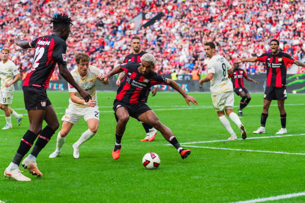 Tim Skarke (1 FC Union Berlin, 21) battles for the ball with Loic Bade (Bayer 04 Leverkusen, 05) in the penalty area; they’re pulling on each other’s jerseys. Robert Andrich (Bayer 04 Leverkusen, 08) watches, while Rani Khedira (1 FC Union Berlin, 08, and Jarell Quansah (Bayer 04 Leverkusen, 04) in the frame; Bayer 04 Leverkusen vs. 1 FC Union Berlin, soccer, Bundesliga 1, Matchday 2, 2026–27 season, September 5, 2026, DFL regulations prohibit any use of photographs as image sequences and or quasi-video, Bayer 04 Leverkusen vs. 1. FC Union Berlin, soccer, Bundesliga 1, Matchday 2, 2026–27 season, May 9, 2026, Leverkusen Copyright: xEibner-Pressefoto LukasxBaldygax EP_LBA